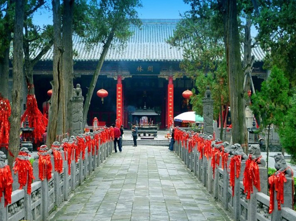 Guanlin Temple in Henan